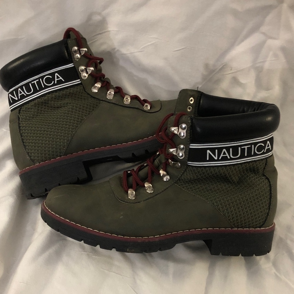 Nautica Phoenix fashion hiking ankle boots in olive green with maroon laces